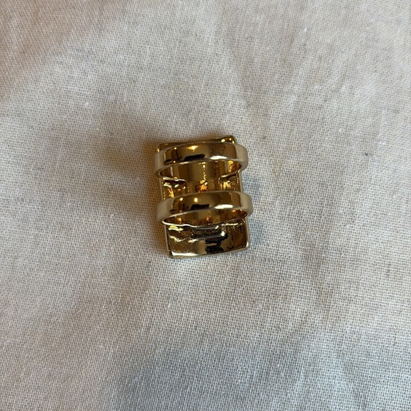 Gold Glitter Rectangular Ring - Picture 3 of 3